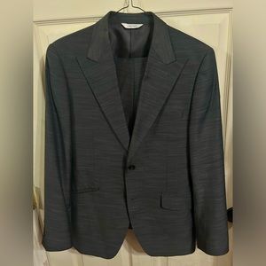 Lineage Men’s Charcoal Suit 40R